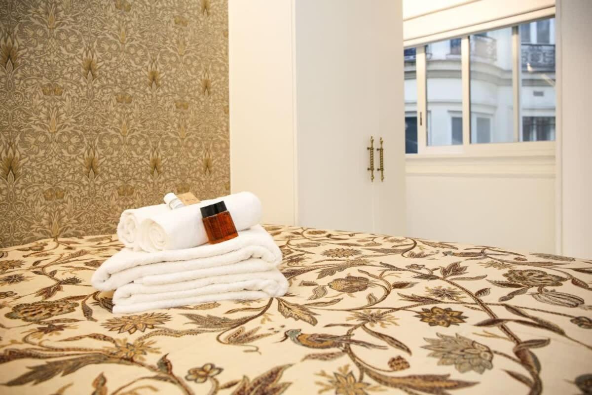 Magnifique Appartement Familial Grand Boulevard-4P - Flat-Guest Paris Bagian luar foto
